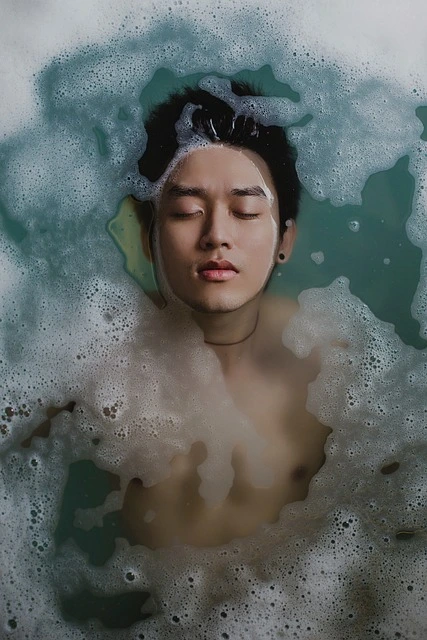 Full Body Massage & Steam Bath