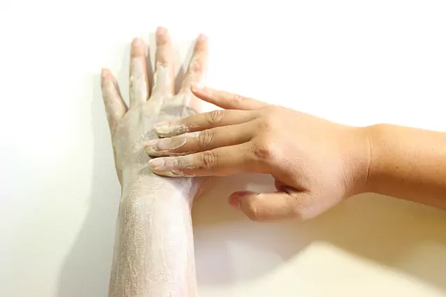 Full Body Scrub